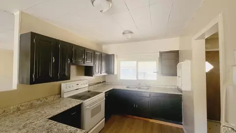 609 W Park St, Lamar, CO 81052 photo 8