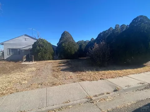 1807 Carson Ave, La Junta, CO 81050 photo 3