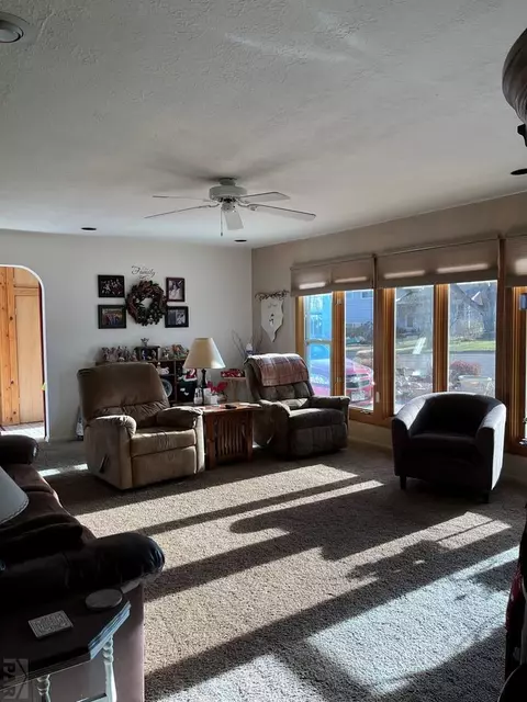 56 Circle Dr, La Junta, CO 81050 photo 5