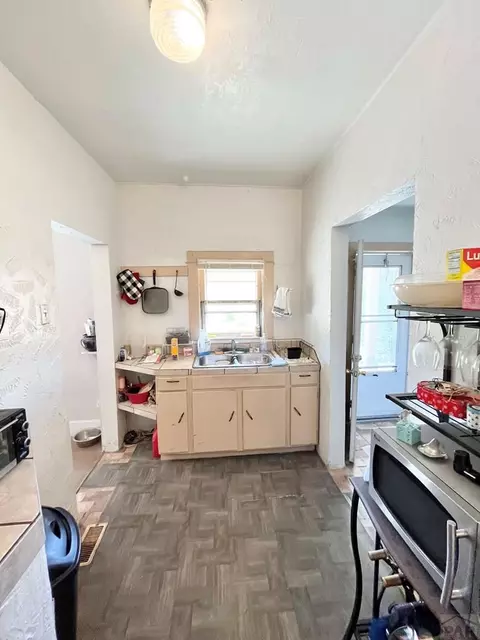 904 Maple Ave, La Junta, CO 81050 photo 5