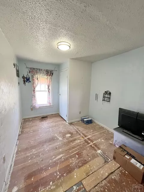 904 Maple Ave, La Junta, CO 81050 photo 12