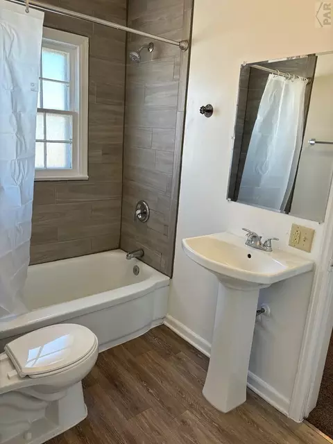 815 E 8th St, La Junta, CO 81050 photo 11