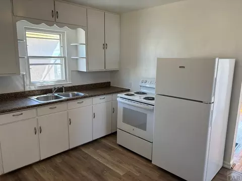 815 E 8th St, La Junta, CO 81050 photo 7