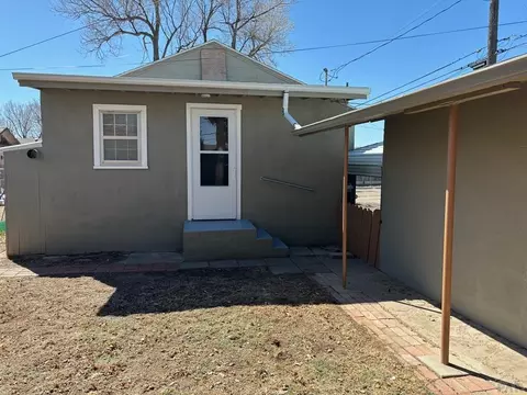 815 E 8th St, La Junta, CO 81050 photo 5