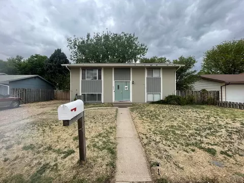 402 Oak Rd, Lamar, CO 81052 photo 1