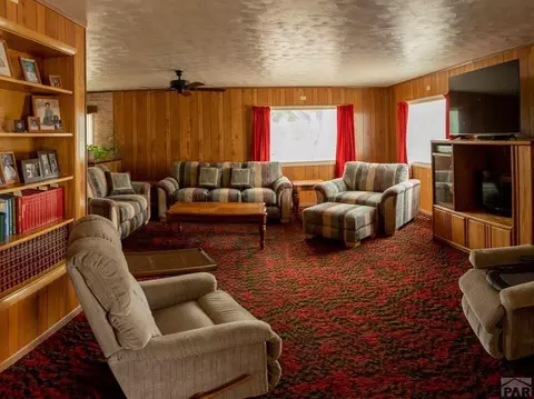 513 Elm Ave, La Junta, CO 81050 photo 4