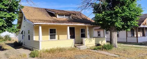 1016 Cimarron, La Junta, CO 81050 photo 2