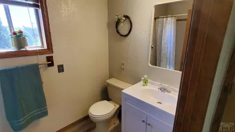 425 Elm, La Junta, CO 81050 photo 10