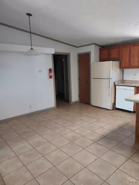 817 E 16th St, La Junta, CO 81050 photo 10