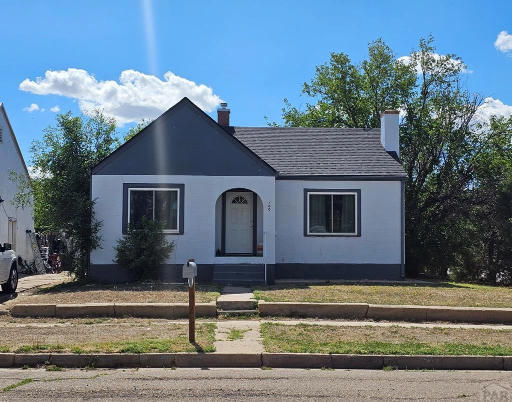 700 S 5th St  