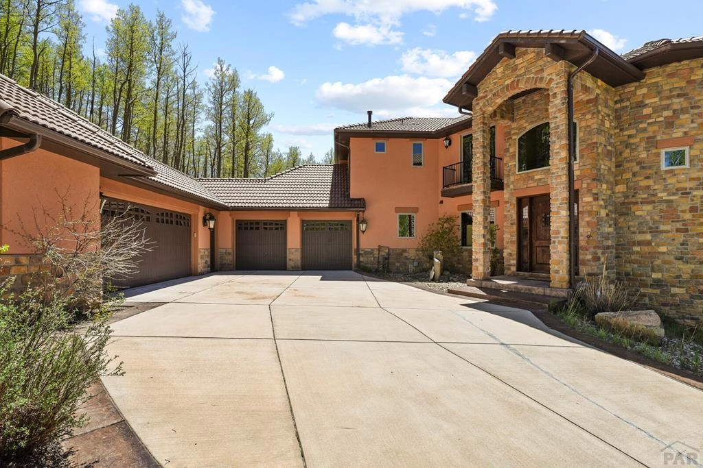 2017 County Road 1 Rd  