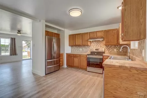 362 E 7th St, Walsenburg, CO 81089 photo 5