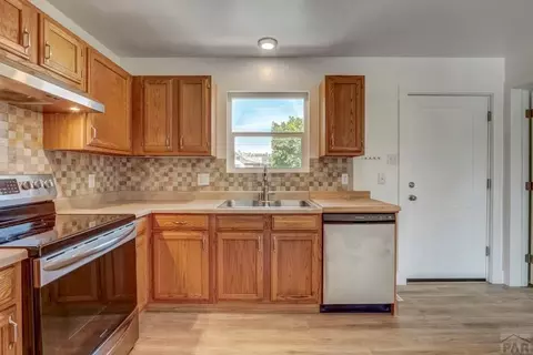 362 E 7th St, Walsenburg, CO 81089 photo 6