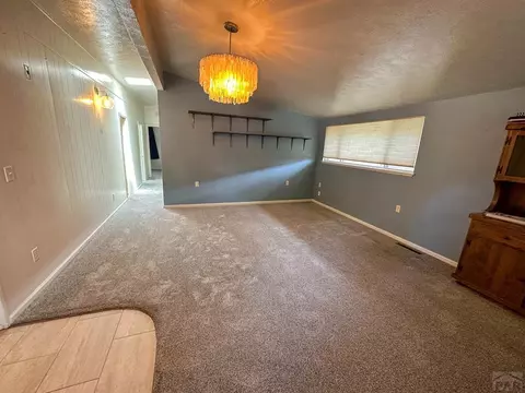 707 E Chestnut St, Lamar, CO 81052 photo 3