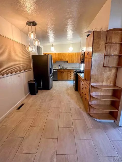 707 E Chestnut St, Lamar, CO 81052 photo 6