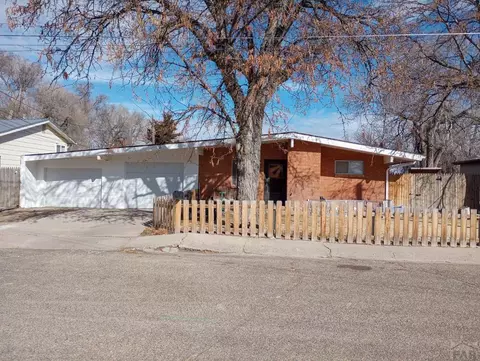 707 E Chestnut St, Lamar, CO 81052 photo 1