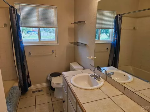 25 Mountview Dr, La Junta, CO 81050 photo 9