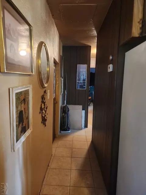 Entry Way - 502 E Cedar St, Lamar, CO 81052 photo 1 of 1