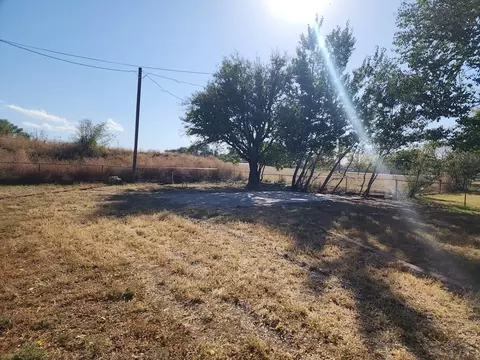 Exterior - 502 E Cedar St, Lamar, CO 81052 photo 2 of 4