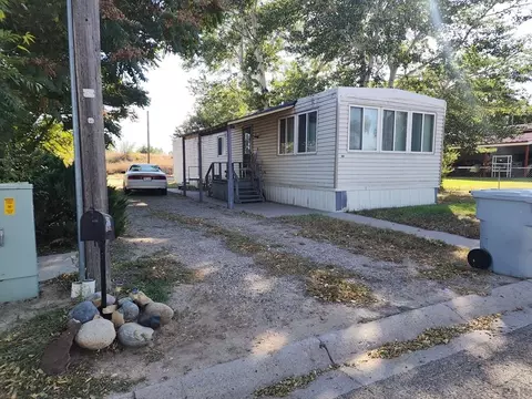 Exterior - 502 E Cedar St, Lamar, CO 81052 photo 1 of 4