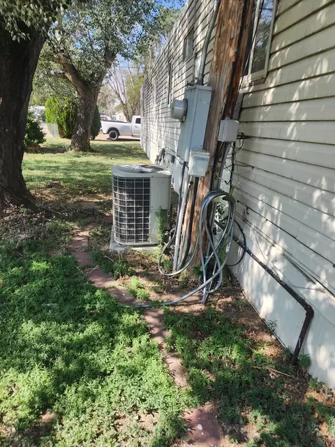 Exterior - 502 E Cedar St, Lamar, CO 81052 photo 4 of 4