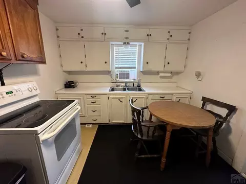 1306 S 10th St, Lamar, CO 81052 photo 5