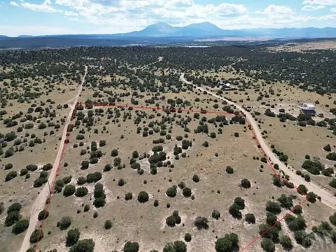 911-914 Rio Cucharas, Walsenburg, CO 81089