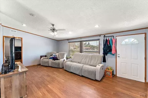 920 E 14th St, La Junta, CO 81050 photo 2