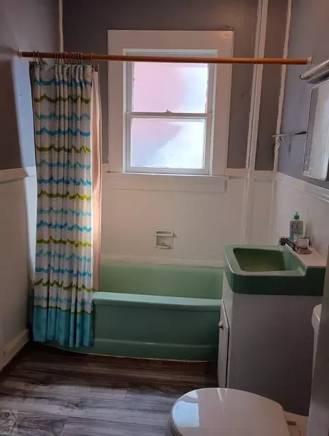 Bath - 302 S 3rd St, Lamar, CO 81052 photo 1 of 2