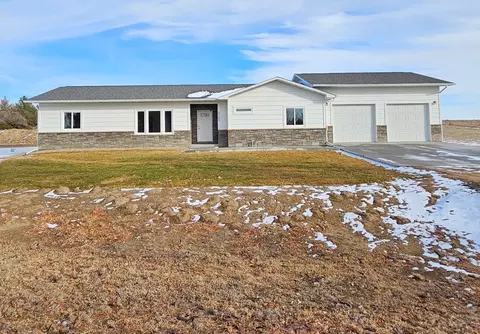 3103 Memorial Dr, Lamar, CO 81052 photo 1