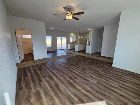 3103 Memorial Dr, Lamar, CO 81052 photo 3