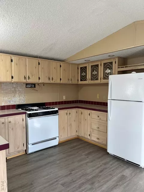 238 Seeley, La Junta, CO 81050 photo 6