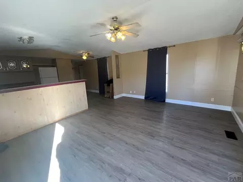 238 Seeley, La Junta, CO 81050 photo 2