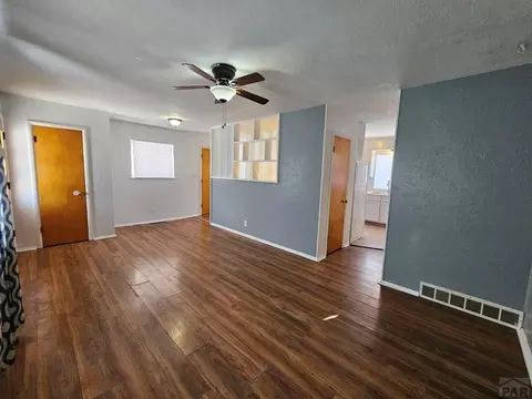 707 E Oak St, Lamar, CO 81052 photo 3