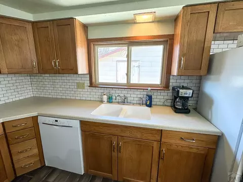 111 E Cedar St, Lamar, CO 81052 photo 9