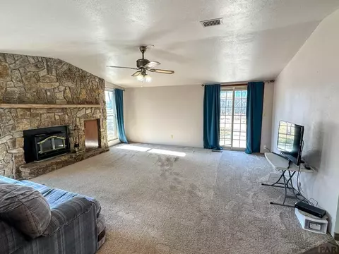 111 E Cedar St, Lamar, CO 81052 photo 5