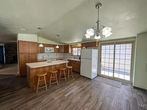 111 E Cedar St, Lamar, CO 81052 photo 7