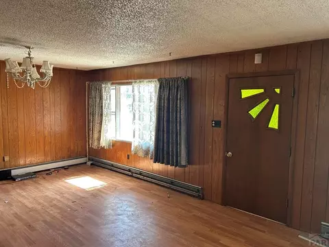 Living - 226 E 7th St, Walsenburg, CO 81089 photo 2 of 2