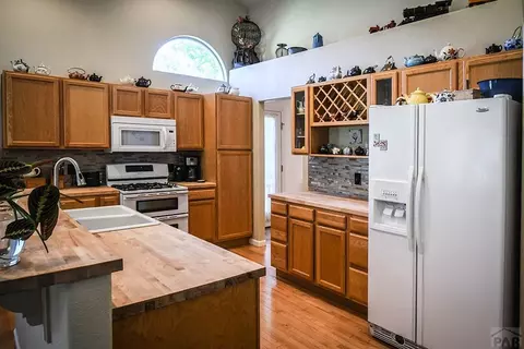5847 Mountain View Dr, Beulah, CO 81023 photo 12