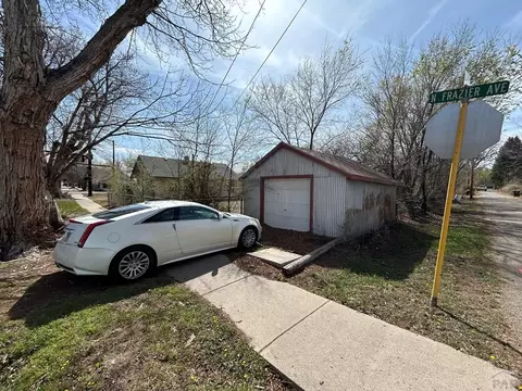 Exterior - 704 W 3rd St, Florence, CO 81226 photo 2 of 3