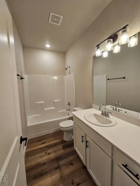 Bath - 28655 County Rd 246, Springfield, CO 81073 photo 2 of 2