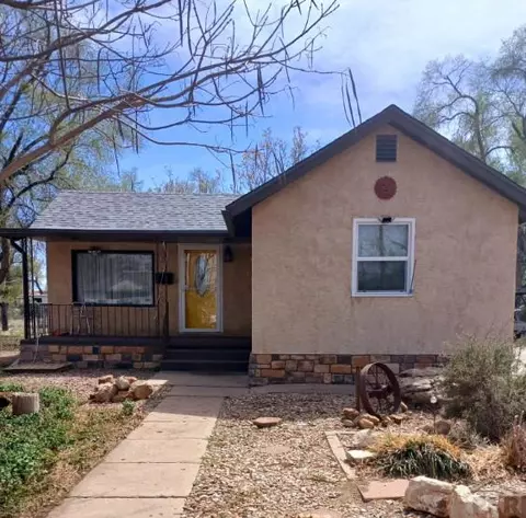 514 E 5th St, La Junta, CO 81050 photo 1