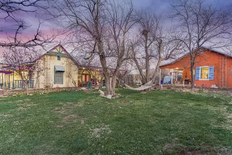 132 E 134 E Virginia St, La Veta, CO 81055