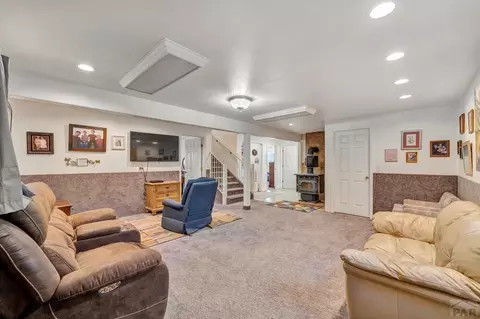 Living - 730 Peakview Dr, Rye, CO 81069 photo 4 of 5