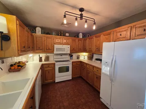902 Everett, Lamar, CO 81052 photo 11