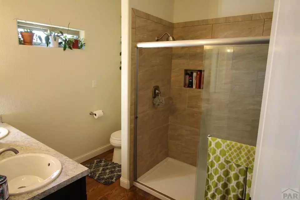 Bath - 1470 Villa Spanada, Pueblo, CO 81006 photo 2 of 2