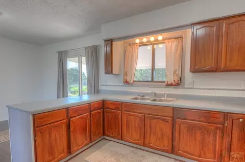 2000 Comanche Dr, Walsenburg, CO 81089 photo 8