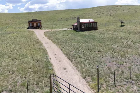 1225 Brokenhand Rd, Westcliffe, CO 81252