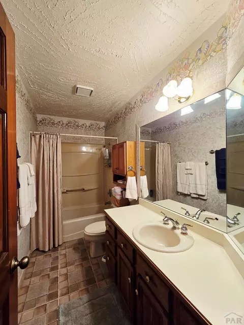 59 Circle Dr, La Junta, CO 81050 photo 23
