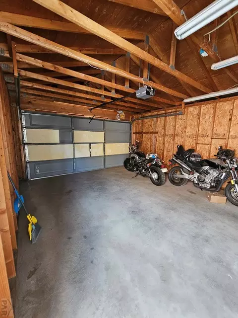 Exterior - 11 Swallow Ridge Dr, Lamar, CO 81052 photo 4 of 6